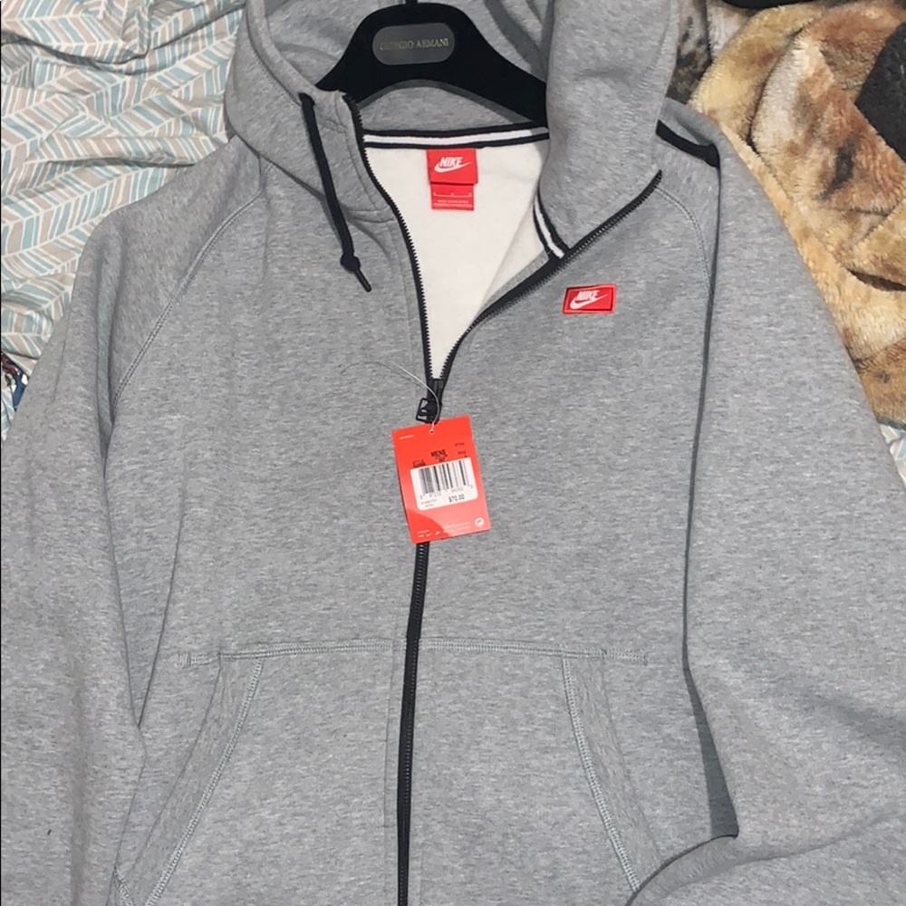 Nike grey sweater Sz L new with tags